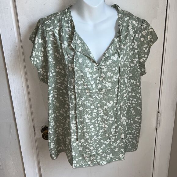 BUFFALO DAVID BITTON Mint Ditsy Floral Jaquan’s Flutter Sleeve Blouse-L NWT - Picture 2 of 10